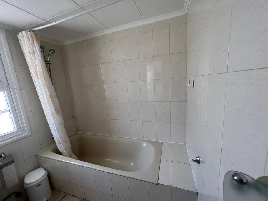 The Best Prime Location Lovely 1 Bedroom Apartment Paphos Luaran gambar