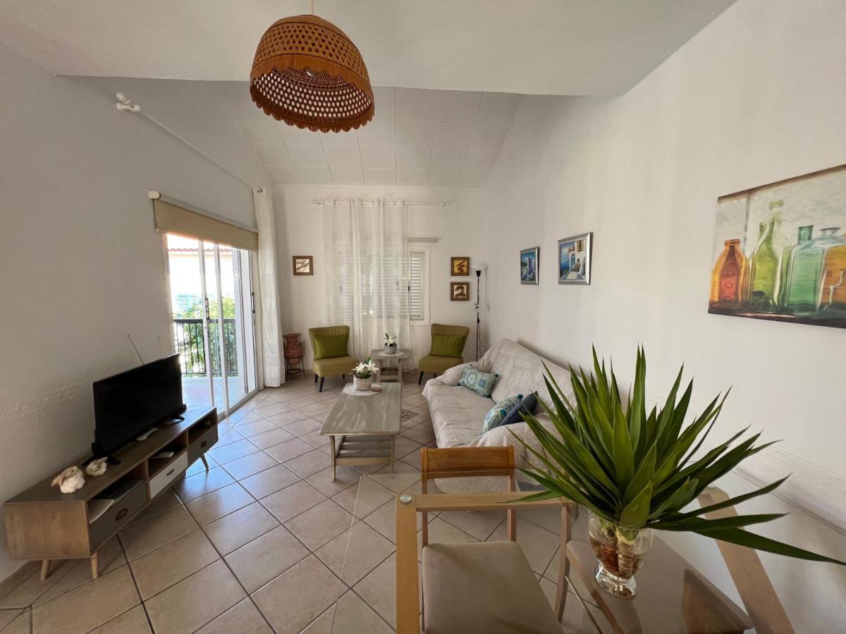 The Best Prime Location Lovely 1 Bedroom Apartment Paphos Luaran gambar
